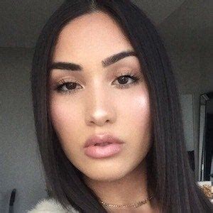 Leena Sayed - Age, Family, Bio | Famous Birthdays