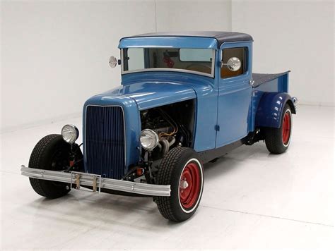 1932 Ford Pickup | Classic Auto Mall