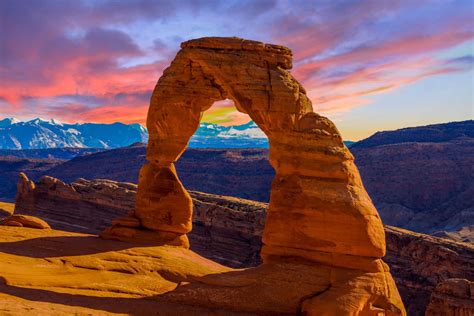 5 EPIC National Parks Near Moab You'll Love (Expert Guide + Photos)