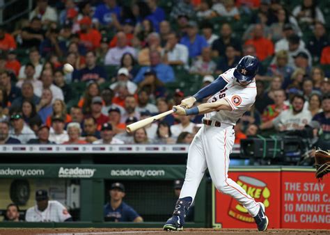 Houston Astros unveil playoff roster for ALDS