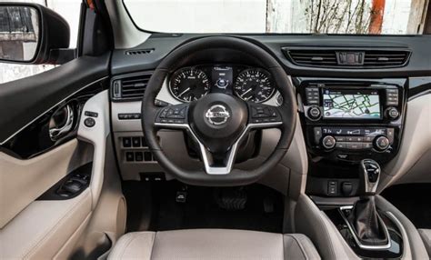 The 2019 Nissan Rogue Beats Its Competitors in a Quiet Way