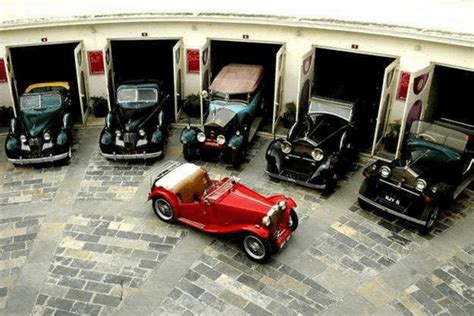 Vintage Car Museum – Travel O Friend