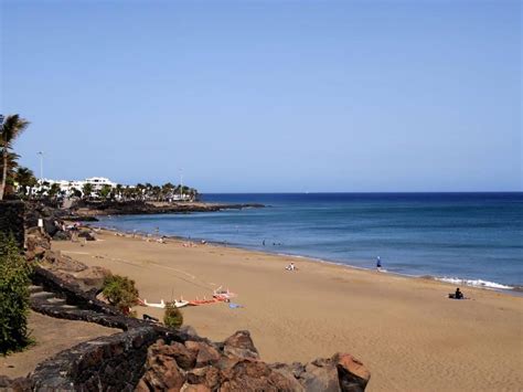 Playa Grande Beach Puerto del Carmen – Auszeit Lanzarote – Holidays on ...