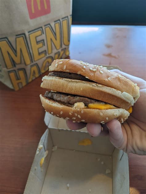 My Big Mac came with two top buns. : r/mildlyinteresting