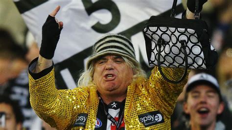 Bucks and booze: Inside the mind of a Collingwood supporter | Herald Sun