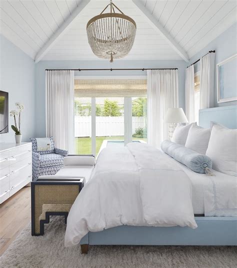 Coastal Master Bedroom Decorating Ideas - Wagoner Hilike