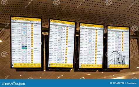 New York, November 19: Screens Showing Flight Departures in Terminal 4 ...