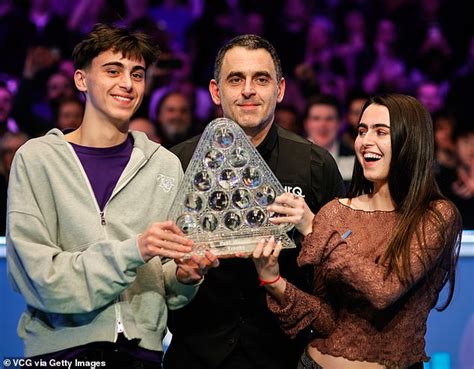 'His kids look more like him than he does!': Fans marvel as winner ...