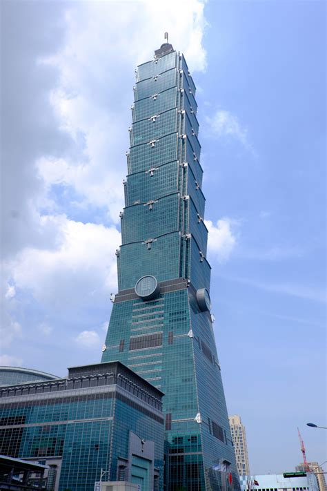 Taipei 101 - World's Tallest Towers