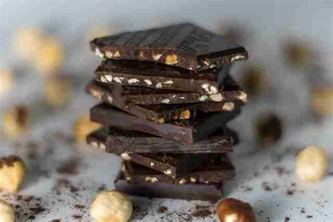 Healthy chocolate bars - Jinan Banna PhD, RD