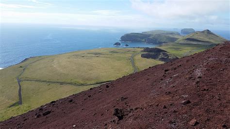 Elephant Rock Iceland: What to know about this volcanic wonder ...