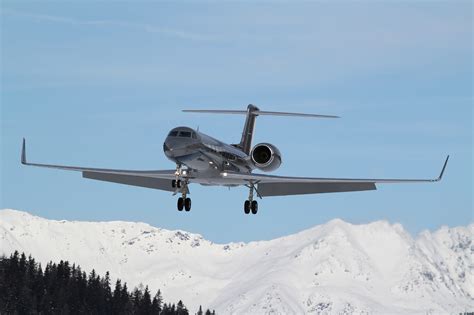 Gulfstream G550 Private Jet Approaching Aircraft Wallpaper 3910 - AERONEF.NET