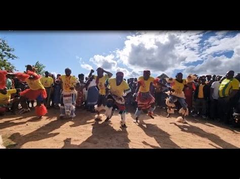 Muchongoyo Traditional Dance Live from Chipinge (Chihambire Muzite Mukhuyu Madimbwiza) - YouTube