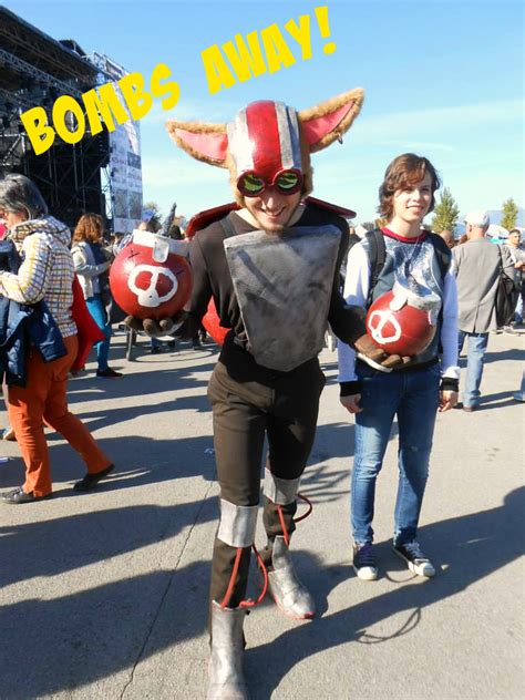 Ziggs cosplay - Bombs away by Lynus-the-Porcupine on DeviantArt