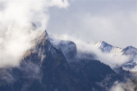 Dolomiti Superski - live images in DOOH - Weischer