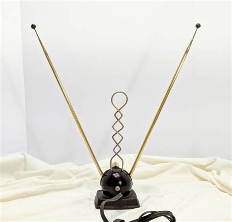 Vintage Television Antenna 1950'S Mid Century TV Rabbit Ears Restored ...