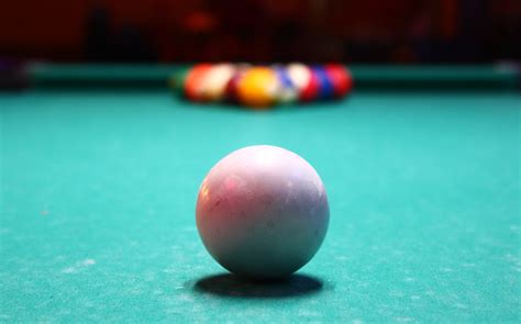 Billiard Vs Pool Table: What's The Difference - Pool Cue Champ