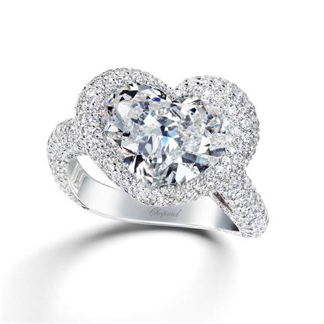 Diamond twist solitaire engagement ring | Chopard | The Jewellery Editor