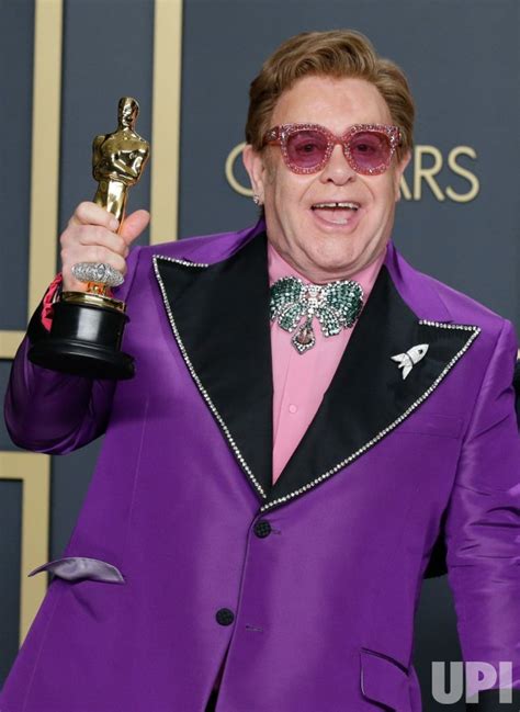 Photo: Elton John wins an Oscar at the 92nd annual Academy Awards in ...