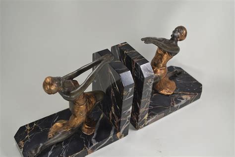 1930.fr Art deco bookends with ladies - Art deco sculptures bronze clocks vases