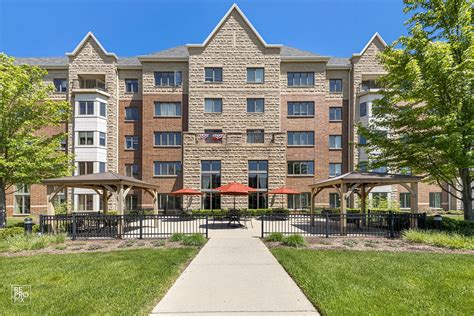 About Park Place Of Elmhurst | Compassionate Senior Living