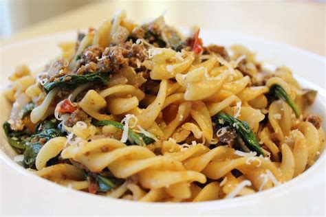 Fusilli Pasta with Spinach Tomatoes and Mushrooms | Recipe | Pasta dishes, Fusilli pasta ...