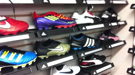 How to Buy Cleats for Your Kids (Part One) - YouTube