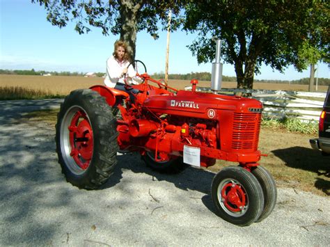 Farmall H colored parts ? - Technical IH Talk - Red Power Magazine ...