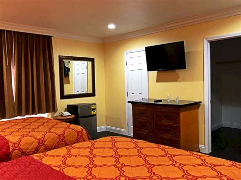 Accommodations in Gardena California | Patio Hotel