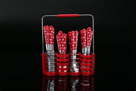 24PCS High Quality Different Design Stainless Steel Cutlery Set with Plastic Handle - China ...