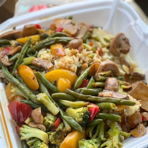 Nicky D's Coney Island Detroit, United States Veggie Stir Fry Review | abillion