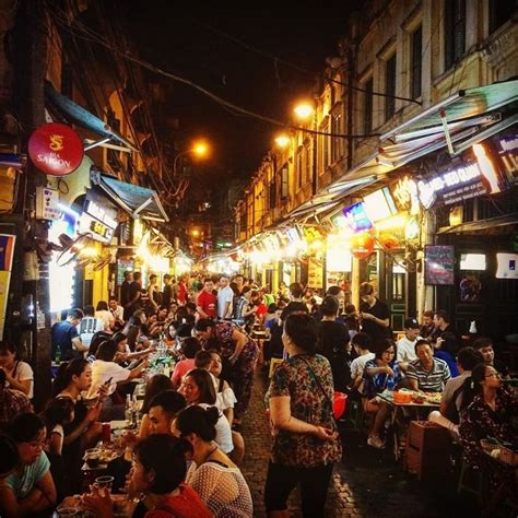 Hanoi weekend night market: An ultimate guide for travelers