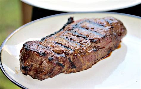 Copycat Texas Roadhouse Steak Rub - The Cozy Cook