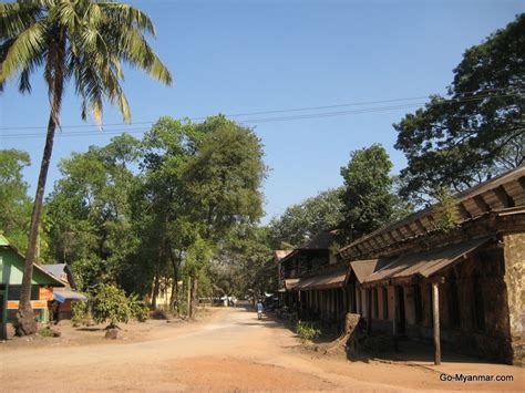 Streets in Pathein, Irrawaddy Division, Myanmar (Burma). Go here for more information on Pathein ...