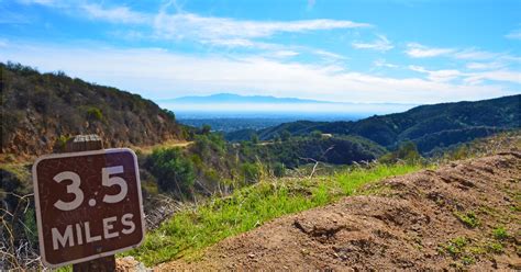 Hike the Claremont Wilderness Trail, Claremont Hills Wilderness trail