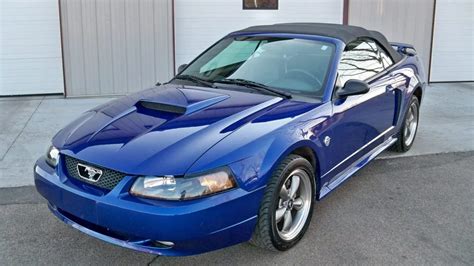 Sonic Blue 2004 Ford Mustang