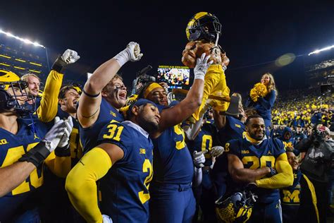 Michigan football continues to achieve meaningful goals in 2022