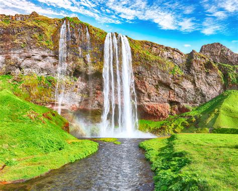 Seljalandsfoss Waterfall in Iceland jigsaw puzzle in Waterfalls puzzles ...