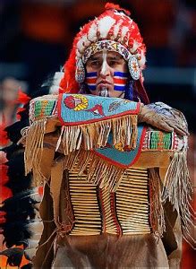 Chief Illiniwek lives on in Illini Nation; new logo revealed