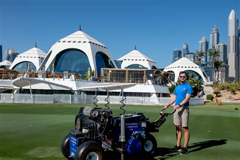 Emirates Golf Club use the Air2G2 to keep the Middle East’s Top Course ...