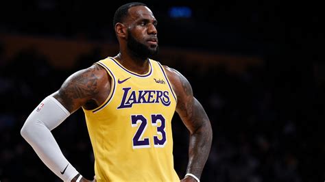 Can LeBron James' Los Angeles Lakers challenge mighty Warriors?