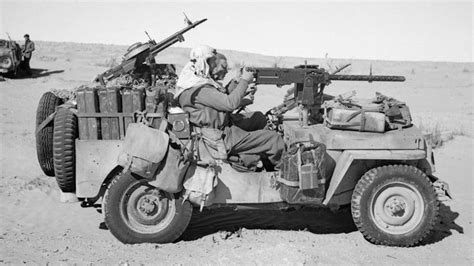 SAS jeep in World War 2, equipped with an M2 Browning and a Vickers K ...