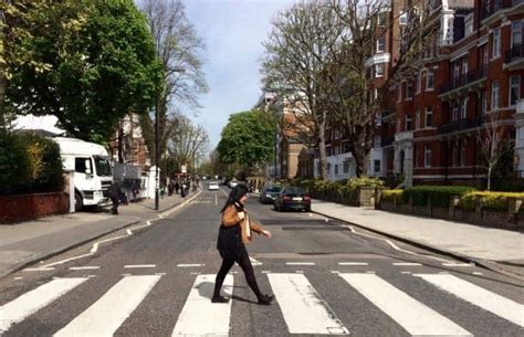 Top 5 Tips For The Beatles Abbey Road Crossing In London!