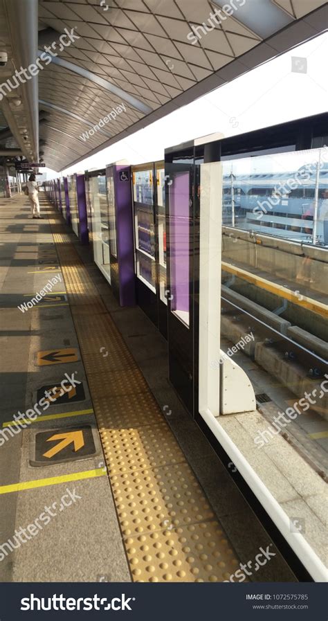 Mrt Purple Line Station Line Concrete Stock Photo 1072575785 | Shutterstock