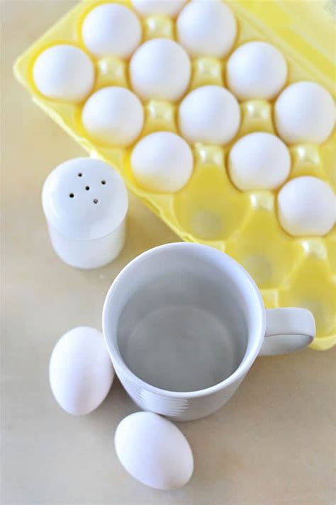 Hard Boiled Egg in Microwave - Microwave Eggs in a Cup or Mug