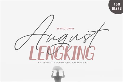 August Script Font – GraphicUX