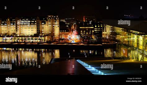 Oslo opera house roof hi-res stock photography and images - Alamy