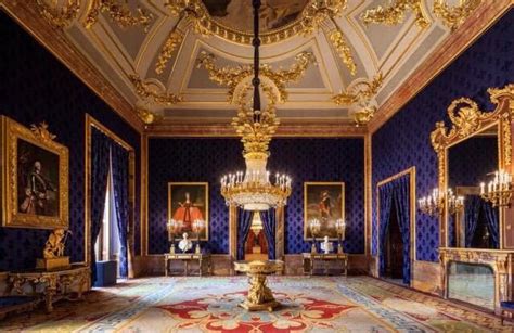 Royalty & Pomp | Palace, Palace interior, Castles interior