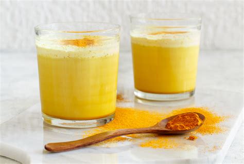 Turmeric (Golden) Milk Benefits and How to Make It