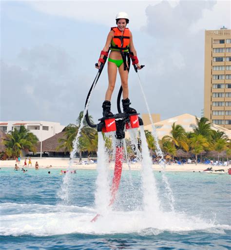 New attractions in Cancun: Flyboard & Jetpack | CARM Blog